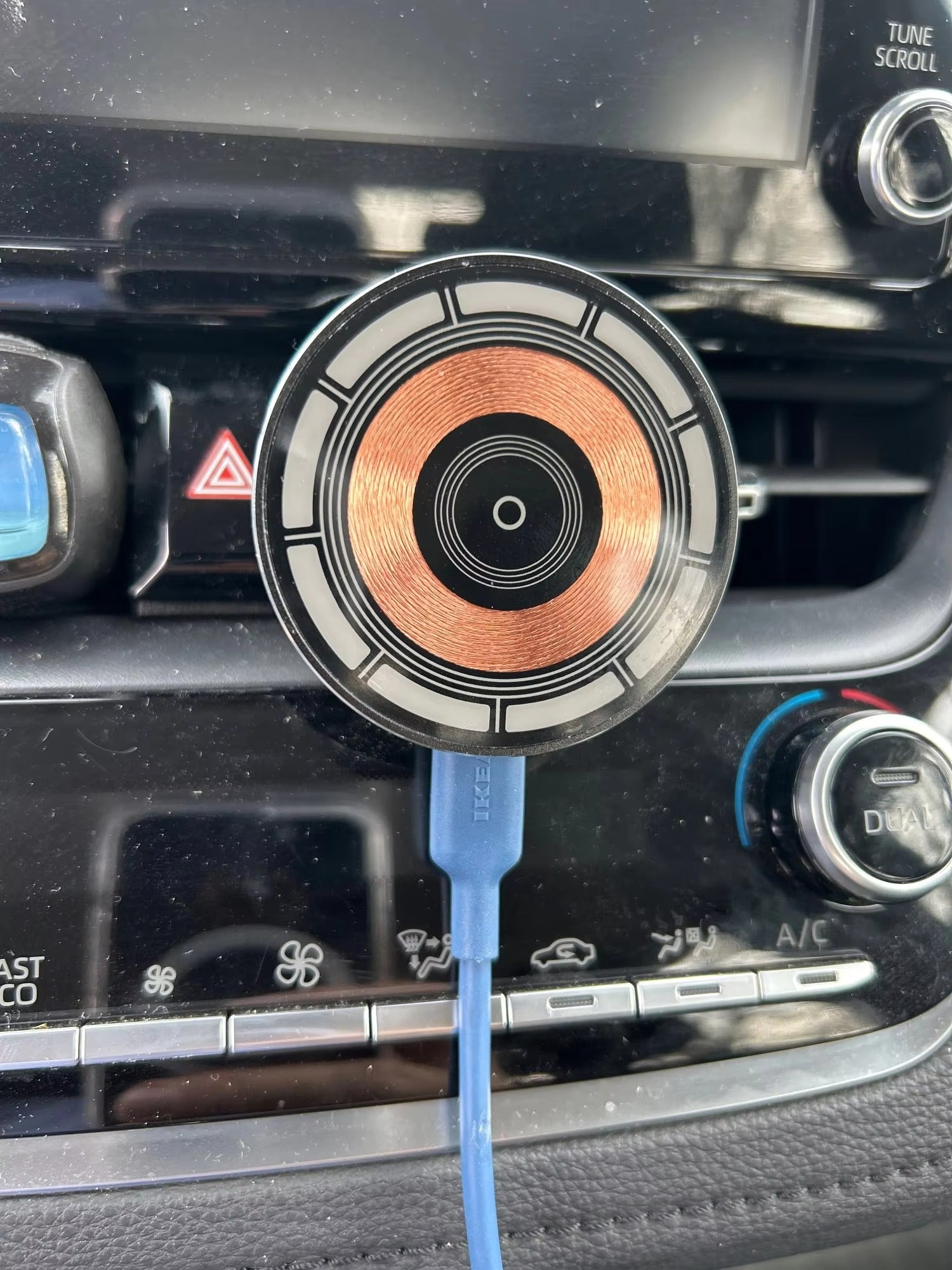 High-Speed 30W Magnetic Wireless Car Charger – Phone Holder Stand with Fast Charging, Dashboard or Vent Mount