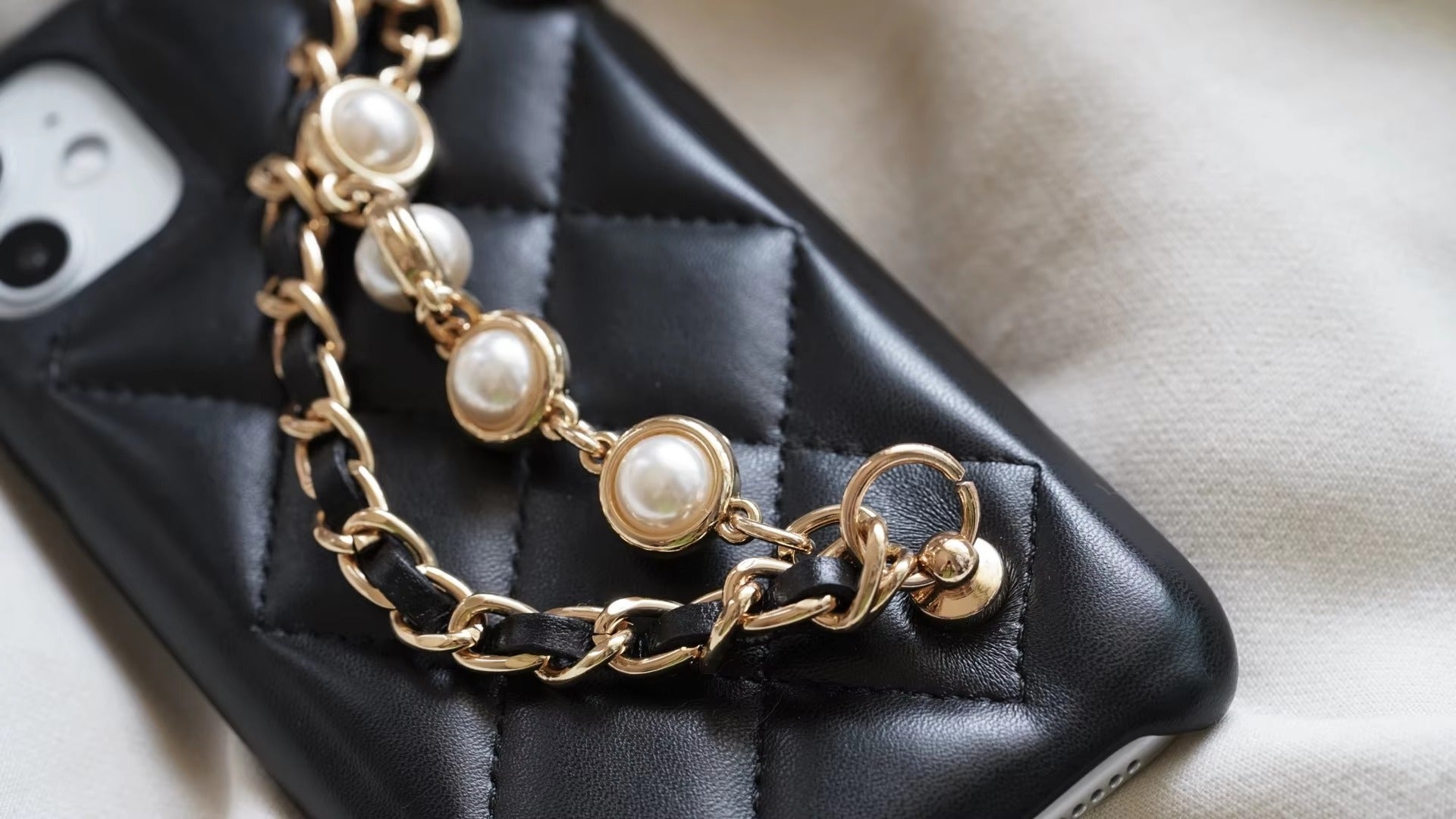 High Quality Apple iPhone Case, MagSafe Compatible, Camera Lens & Screen Protection, Ultra Thin, Shockproof, Magnetic Full All Around Cover – Lambskin Leather Handbag Case with Flower Pearl Strap & Long Metal Chain