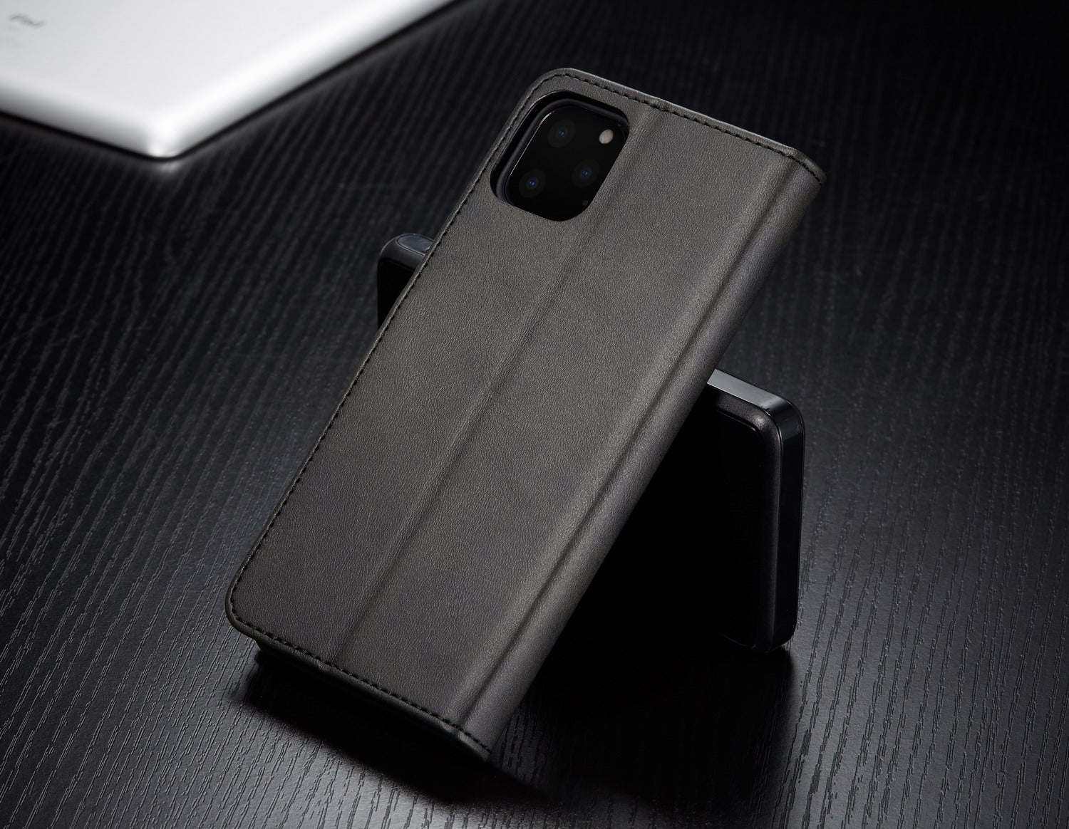 Luxury Leather Wallet iPhone Case – Flip Cover with Card Slot, Magnetic Closure, and Premium Protection for iPhone Models